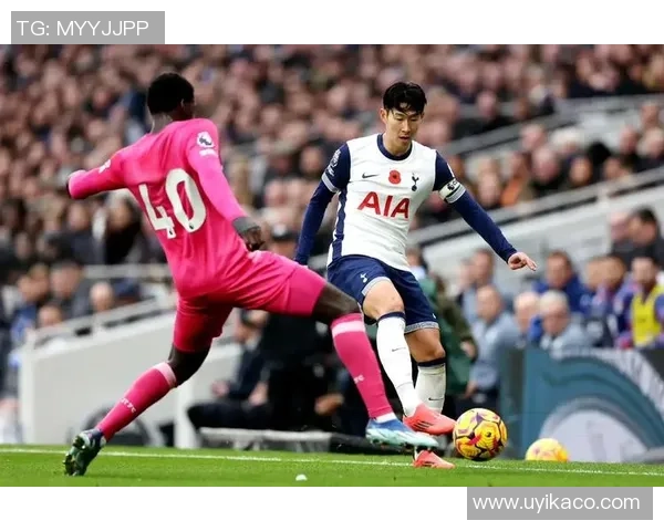 英超惊天冷门切尔西4-0狂胜曼联点球大战点燃全场激情