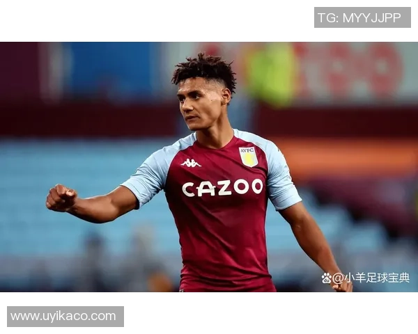 英超激战：尤文图斯狂胜那不勒斯五球零封引发全场震动