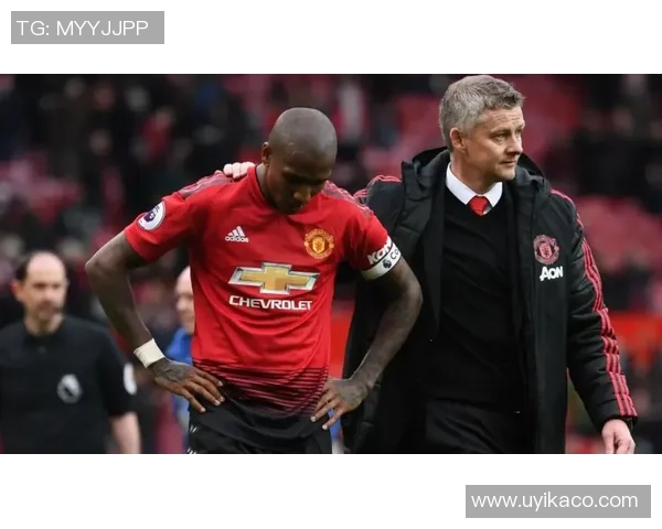 国王杯精彩对决里昂逆转莱比锡全场沸腾转会传闻引发关注