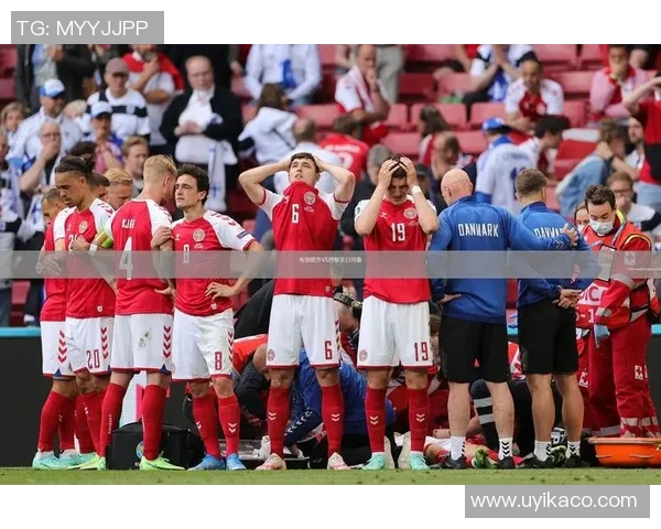 意甲激战波尔图与巴黎圣日耳曼战成平局全场观众情绪高涨