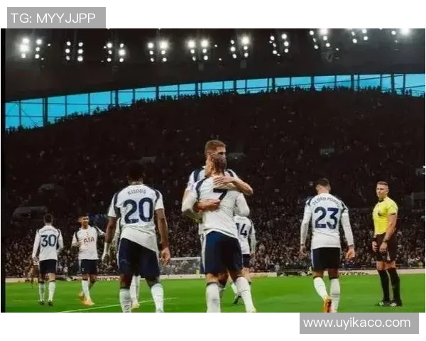 德甲精彩对决莱比锡在补时阶段锁定胜局3-0战胜热刺