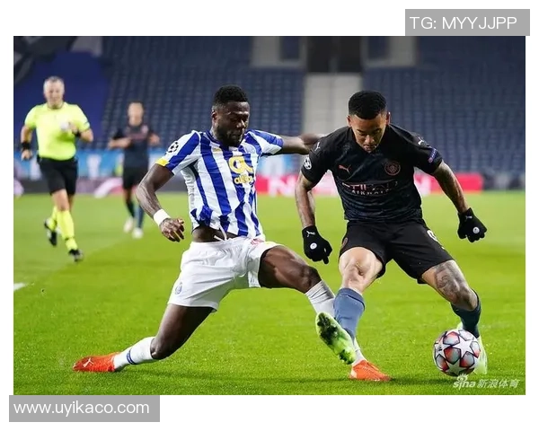 波尔图与曼城友谊赛激战成平乌龙球引发全场热议与争议判罚