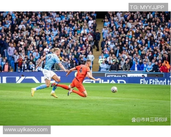 西甲精彩对决莱比锡与曼城战成平局乌龙球引发全场热烈反响