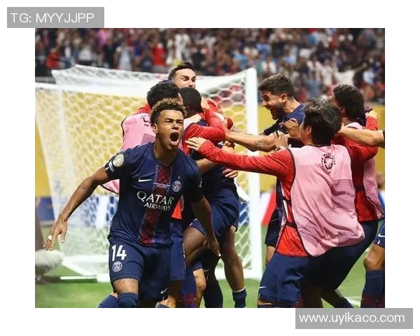 德甲精彩对决巴黎圣日耳曼大胜拜仁引发全场狂欢与热议 德甲精彩对决巴黎圣日耳曼大胜拜仁引发全场狂欢与热议