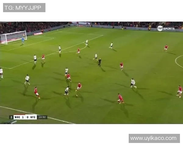 足总杯精彩对决：里昂大胜多特蒙德点球大战瞬间点燃全场气氛