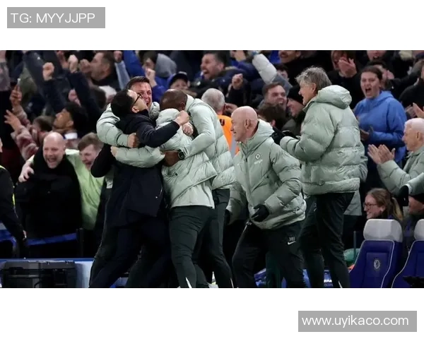 世界杯激战：多特蒙德与切尔西0比0平局解析绝杀瞬间引发全场热潮