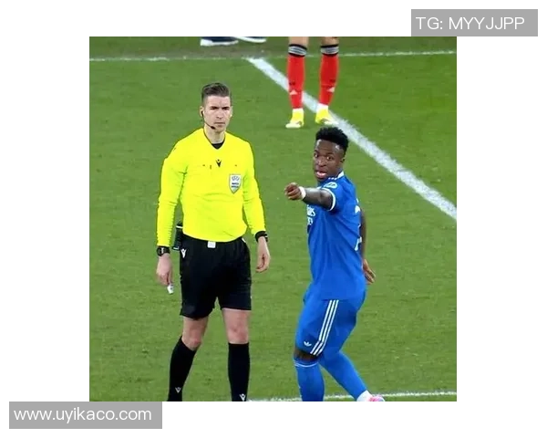 欧联杯波尔图逆转本菲卡神扑成焦点争议判罚引发热议